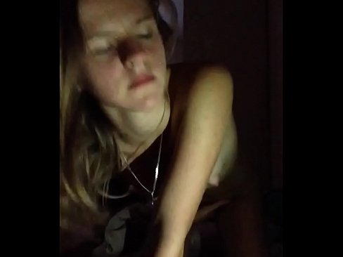 ❤️ Tha caileag a' masturbates agus cums ❤️  Porno  leinn  ☑
